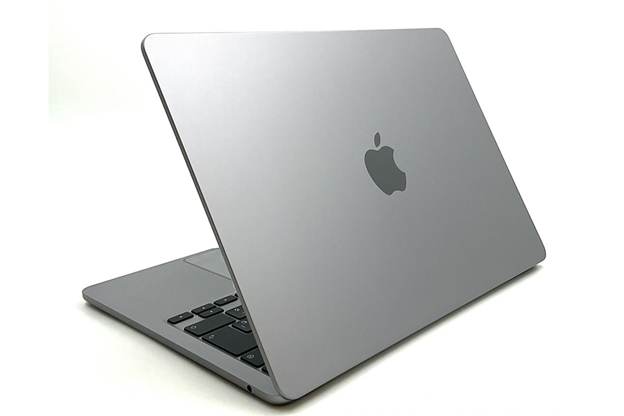 MacBook Air 13.6インチ Liquid Retinaディスプレイ Late 2024 M3 16GB 256GB